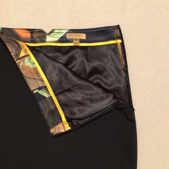 Ted Baker London Black Lined Pencil Skirt size 2 (US Size 6) - Picture 6 of 7